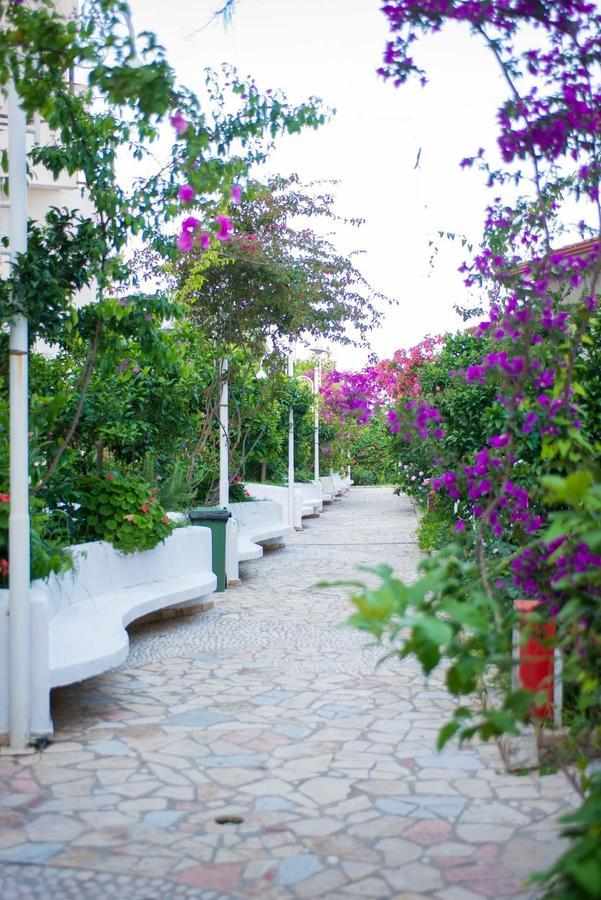 Bougainvill Sunset Villa Саранда Екстер'єр фото